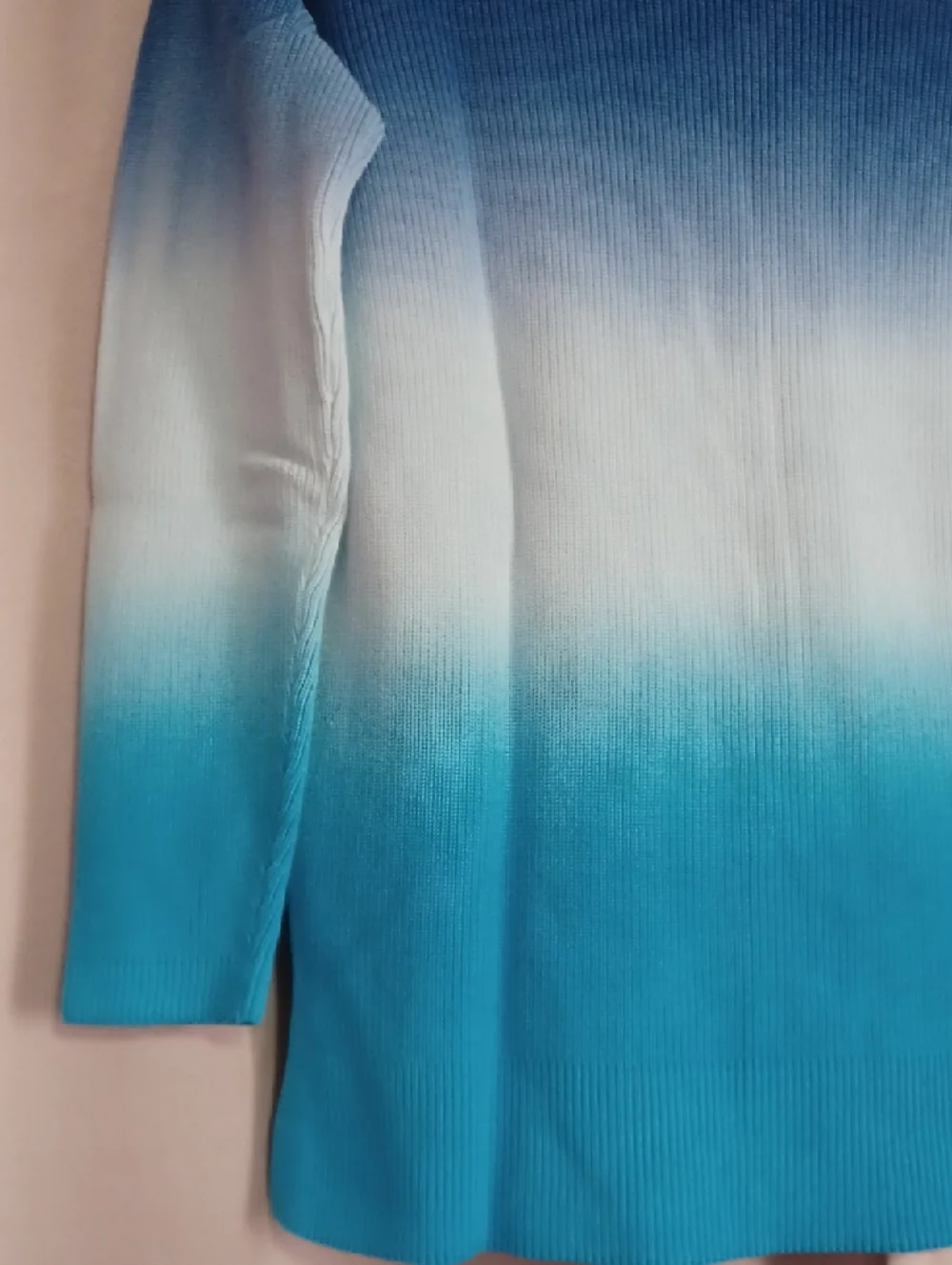Talbots Blue Ombre Dip-Dye Girlfriend Ribbed Cardigan V-Neck Button Front XS